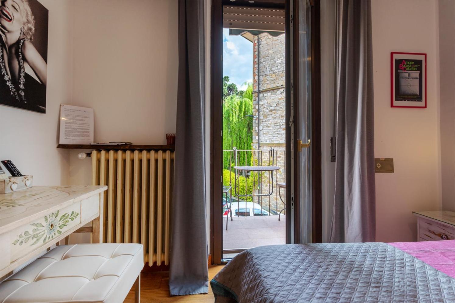 Maxi Paradiso - Guest House A Due Passi Dal Lago Trasimeno Torricella  Eksteriør bilde
